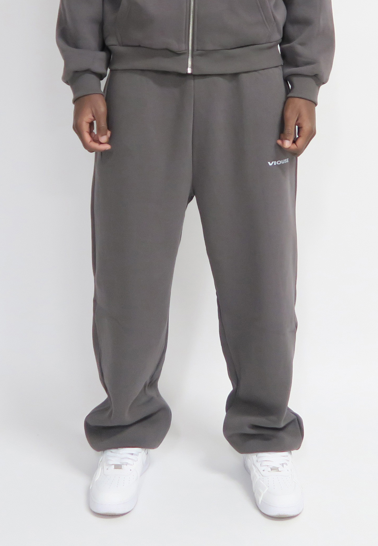 Logo Jogger Magnet Gray